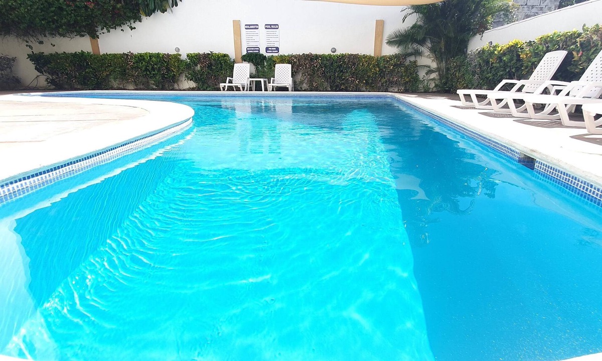 Costambar Apartment | 2-Bedroom Beach Apartment – 50m from the Sea and Pool
