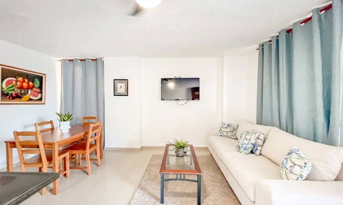 El Batey Apartment | 2 fully equipped 2-bedroom apartments -> Downtown -> 2 minutes from the beach