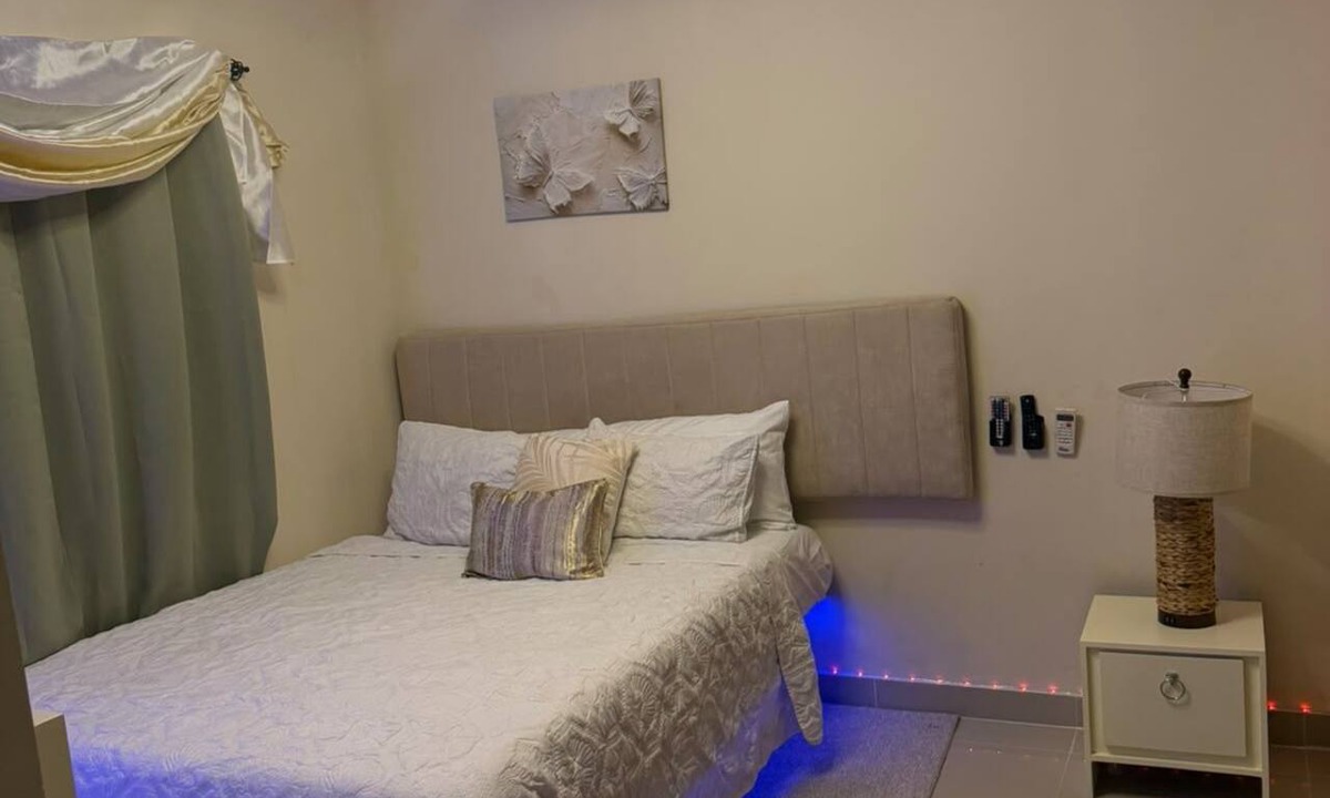 Santo Domingo Este Apartment | 3-bedroom apartment in fantastic Santo Domingo Este with AC and gym