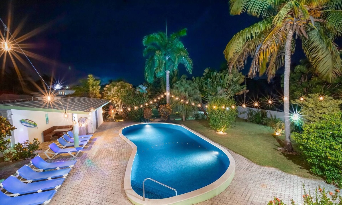 Sosua Apartment | 7br Massive Villa In Sosúa - 2mins From Nightlife!