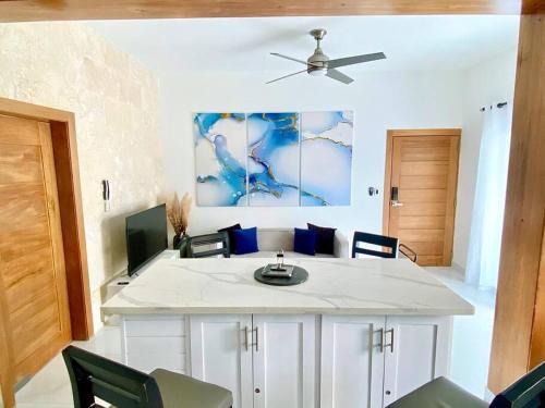 Rio San Juan Apartment | Apartamento B2 Parqueo céntrico Playa a 100 mts