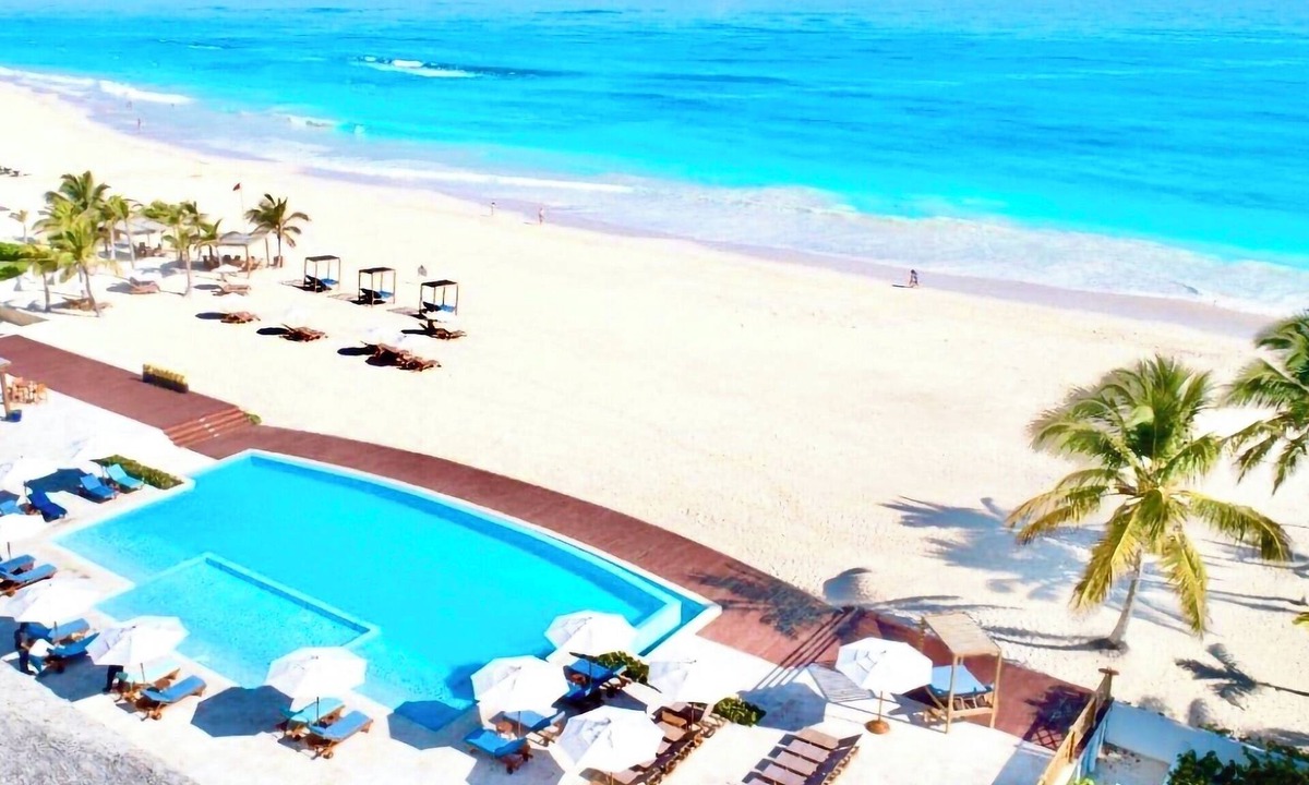 Bavaro Apartment | Apartment With Pool And Golf View