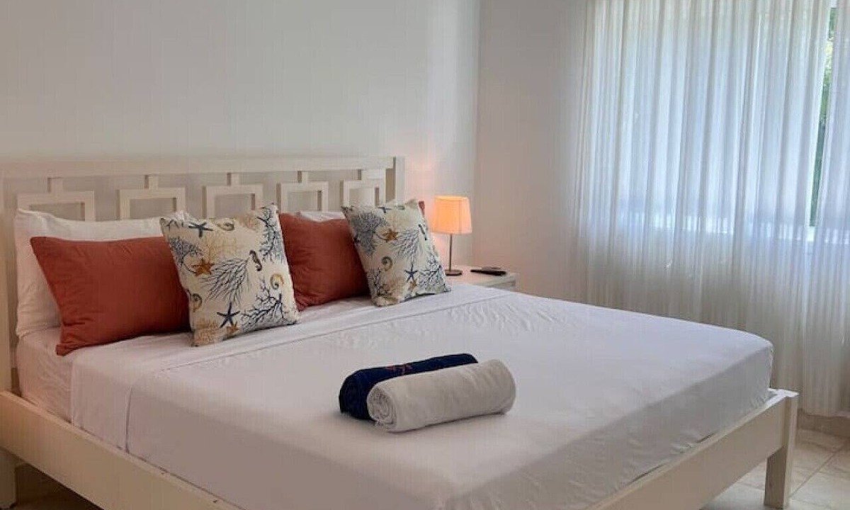 El Cortecito Apartment | Beach Condo | 2 Pools | Walk to Beach, Bars & Eats