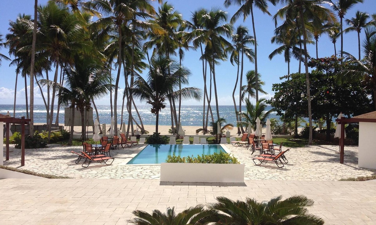 Villas Del Mar Apartment | BEACH FRONT CARIBBEAN GETAWAY!