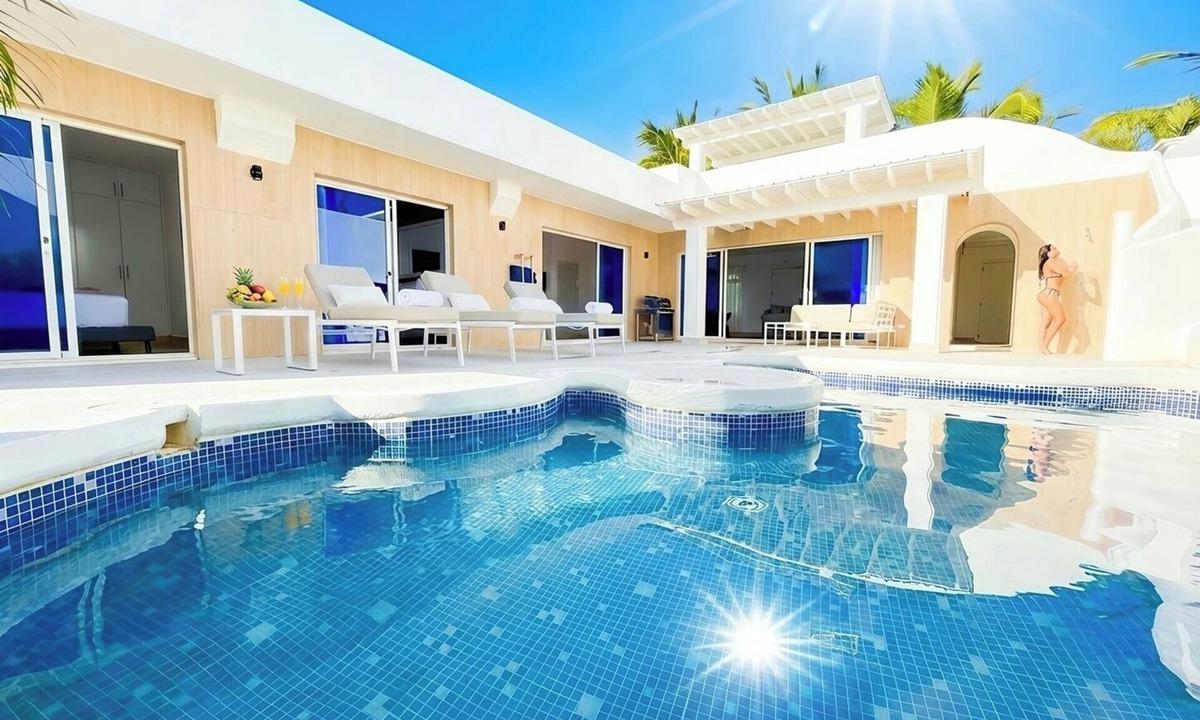 Punta Cana House | Beach Villa Coral | Private Pool, BBQ and Maid | 3BR