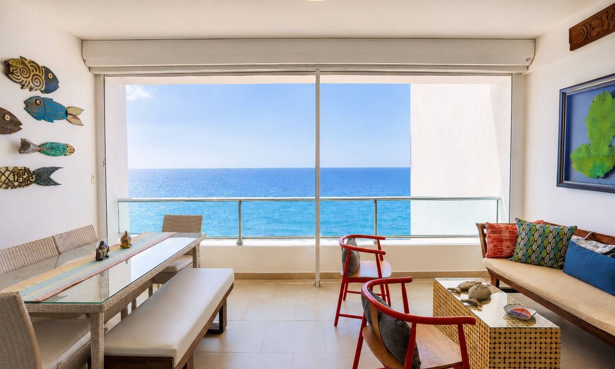 Villas Del Mar Apartment | Beachfront 11th Floor | King Bed | Panoramic Views