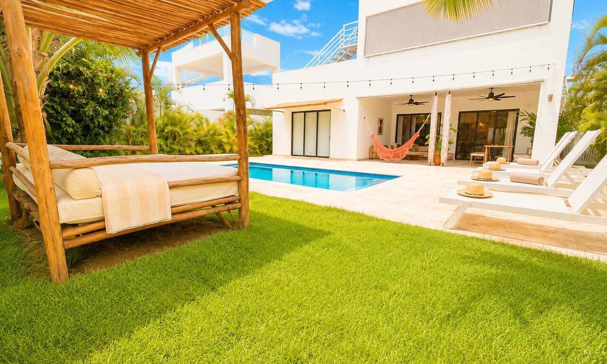Playa Chiquita Villa | Boho Retreat |Pool Cabana, Terrace Lounge, Rooftop