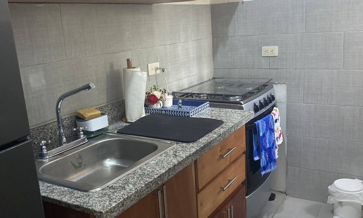 Paraiso Apartment | Casita Linda - Beachfront 3 Bed 1 Bath, AC, Hot Water, Wi-fi, near Los Patos
