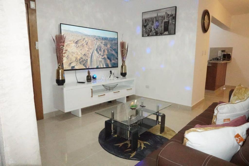 Santiago Province Apartment | Confidence Luxurious Apartment-GARDEN TOWER-Gym Pool WIFI