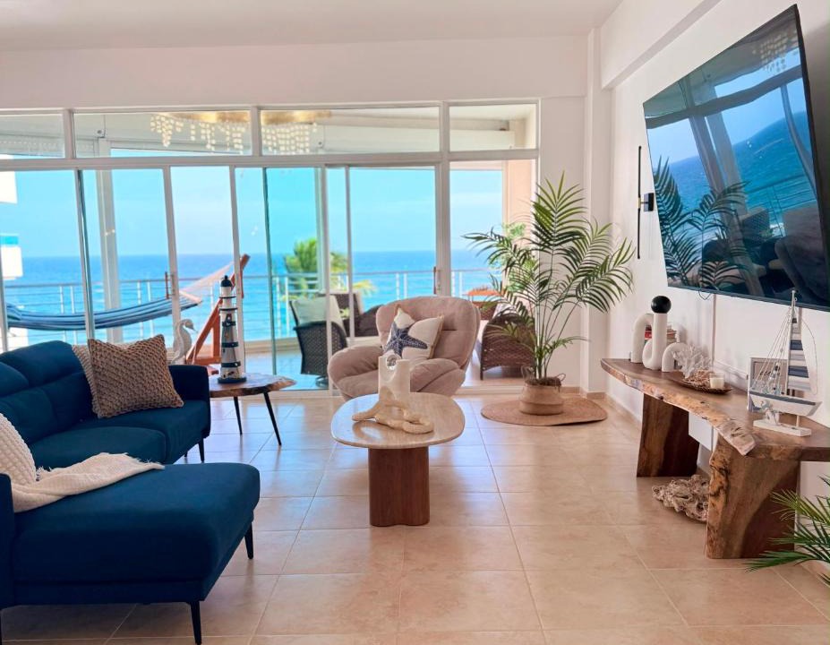 Juan Dolio - El Pueblo Apartment | Costa del sol 2 Penthouse Apartment Beachfront Entire unit plus your choice to use 1 2 or 3 bedrooms
