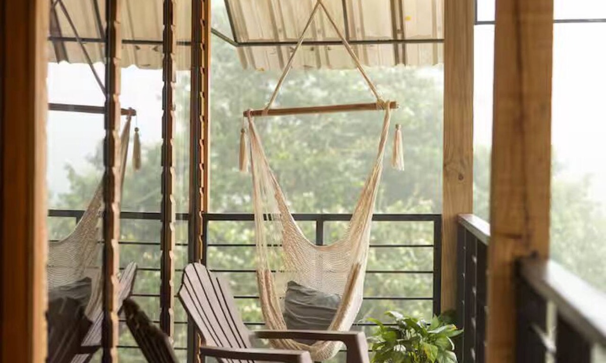 Santiago de los Caballeros Cabin | Eco Escape | River Jacuzzi with Nature View | Casa Loma