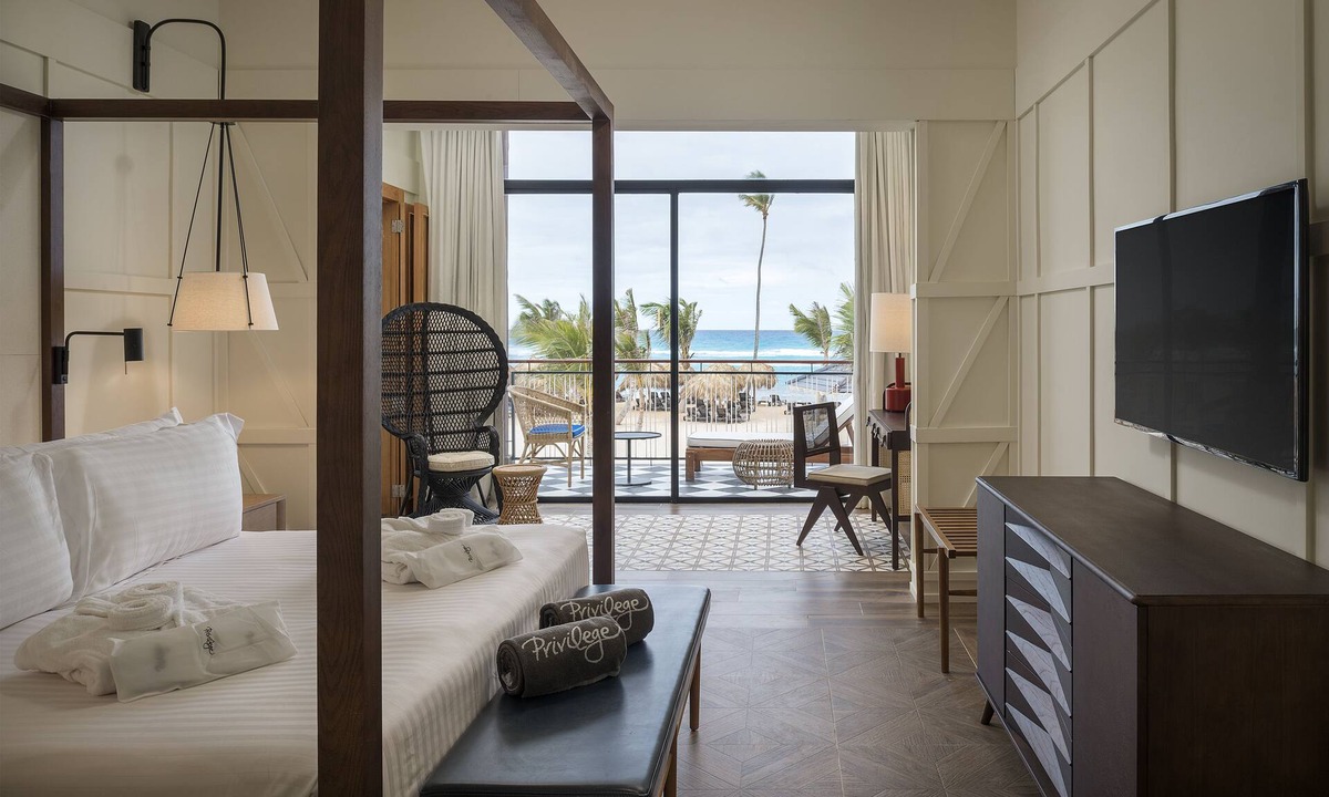 Punta Cana Resort | El Beso Adults Only At Ocean El Faro - All Inclusive