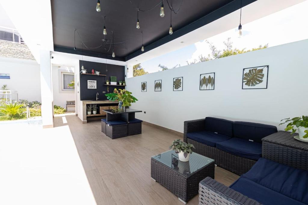 Dominicus Apartment | Elegant 2 Bedroom Apartment with Pool