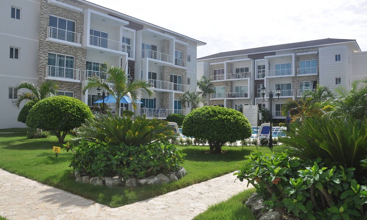 La Esplanada Apartment | Family-friendly luxury condo in downtown Sosua, walking distance to everything