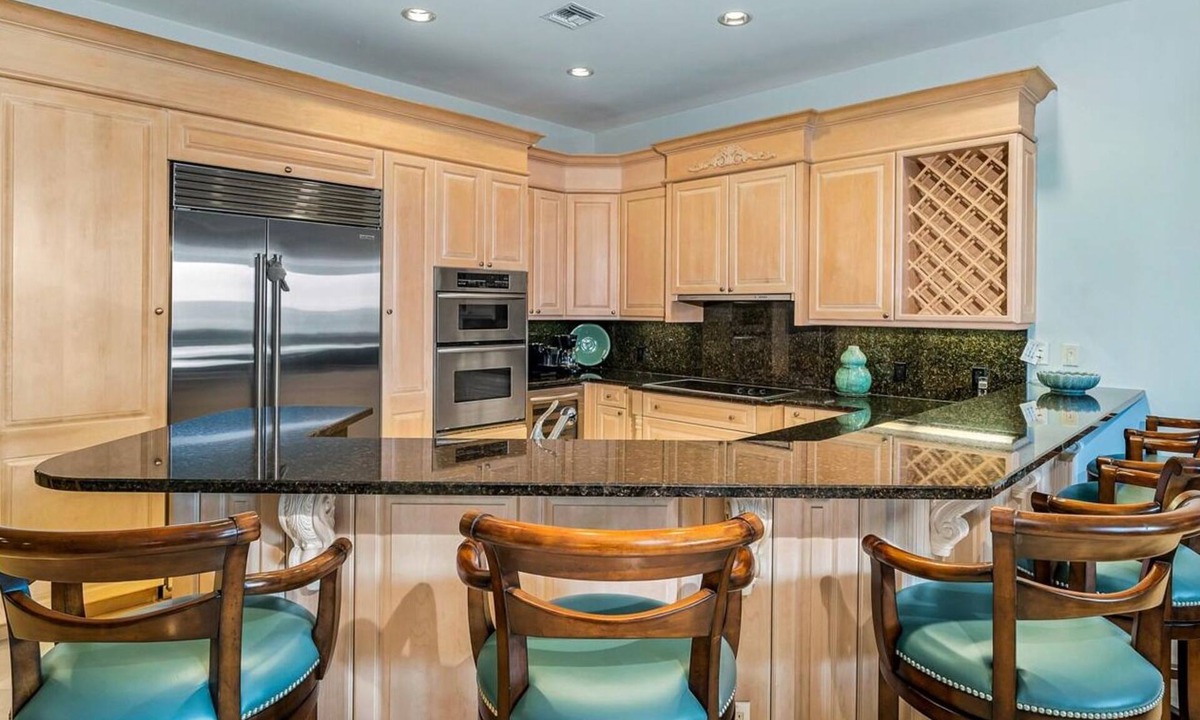 Los Lagos House | Four Bedroom Serene Villa- Tranquil Near the Beach