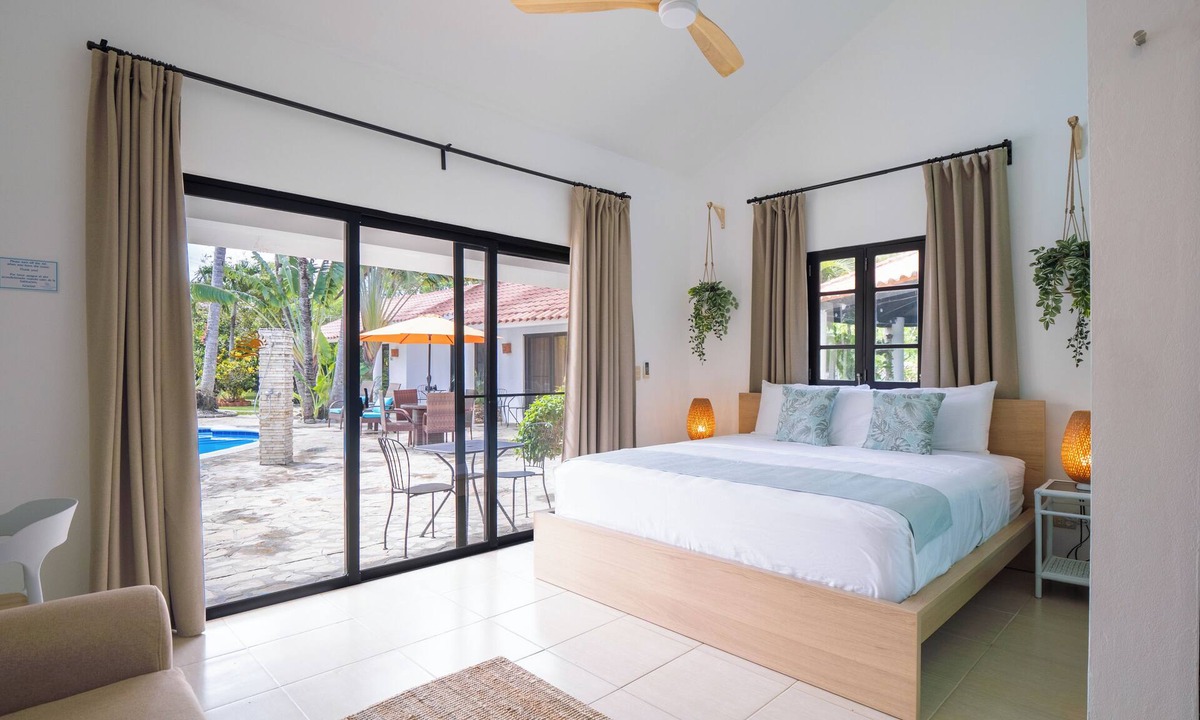 Sosua Bed & Breakfast | Garden by the Sea
