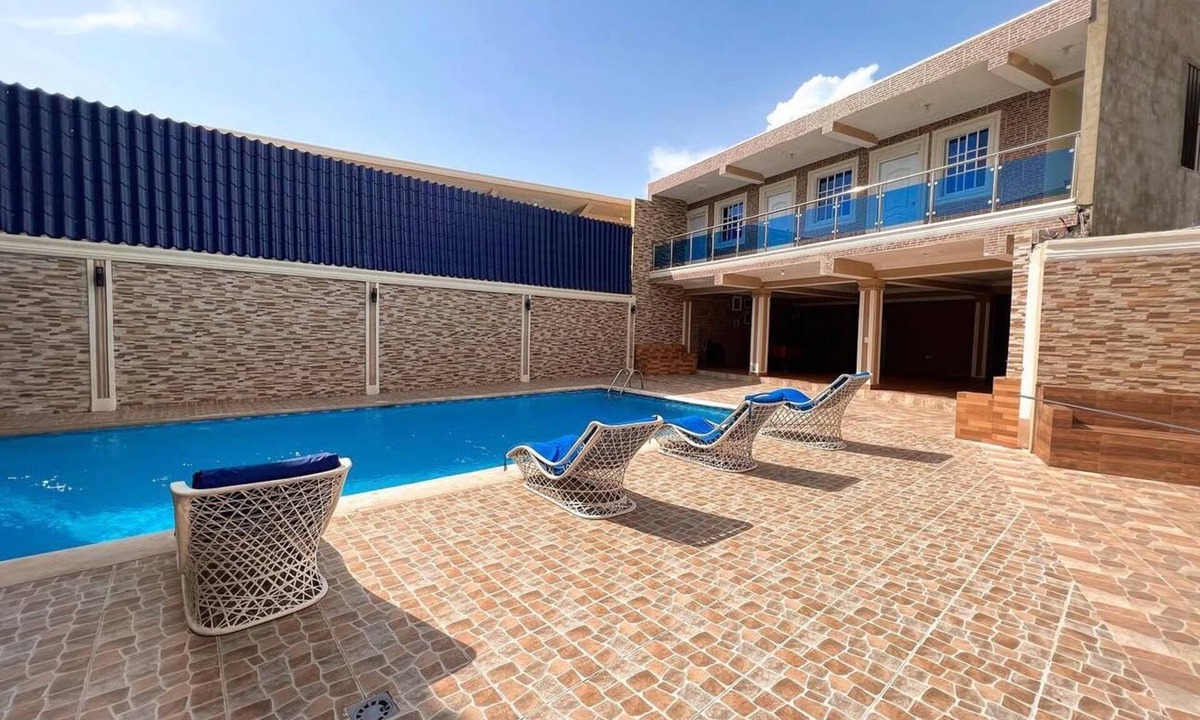Los Frailes Apartment | Hotel nube II 10 min from airport room 2