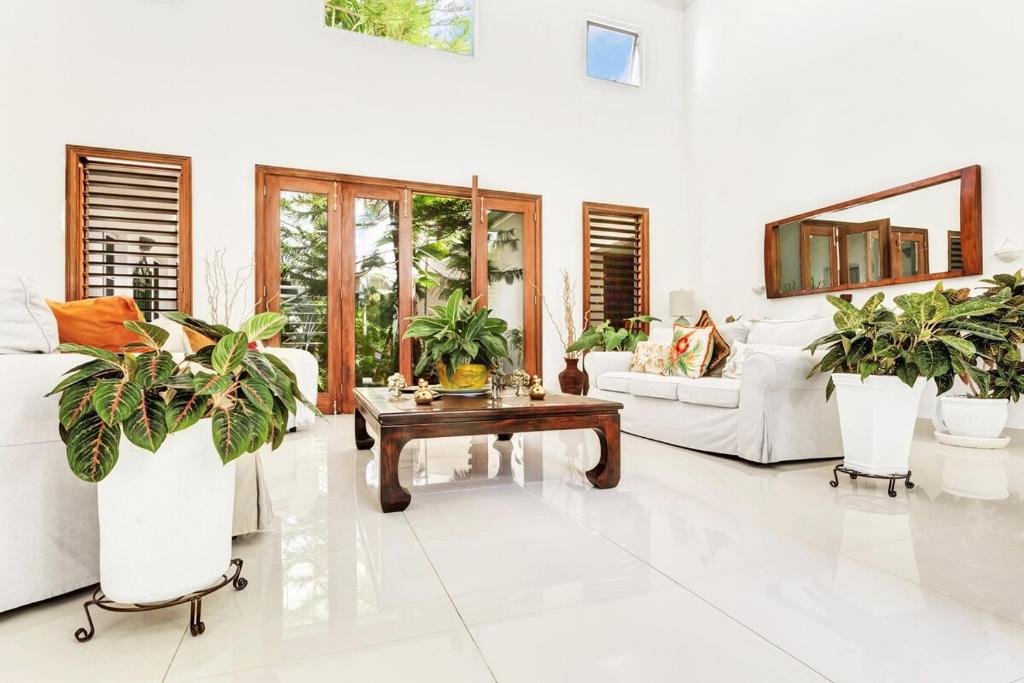 Punta Cana Village Villa | Incredible Colonial & Tropical House with Pool