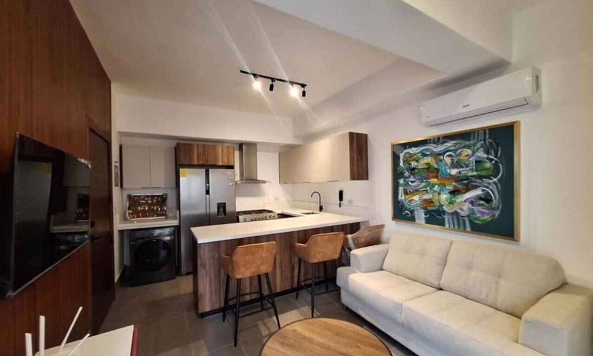 Downtown Santo Domingo Apartment | Jacuzzi Private in Piantini 1bed/1.5 bath (Rare)
