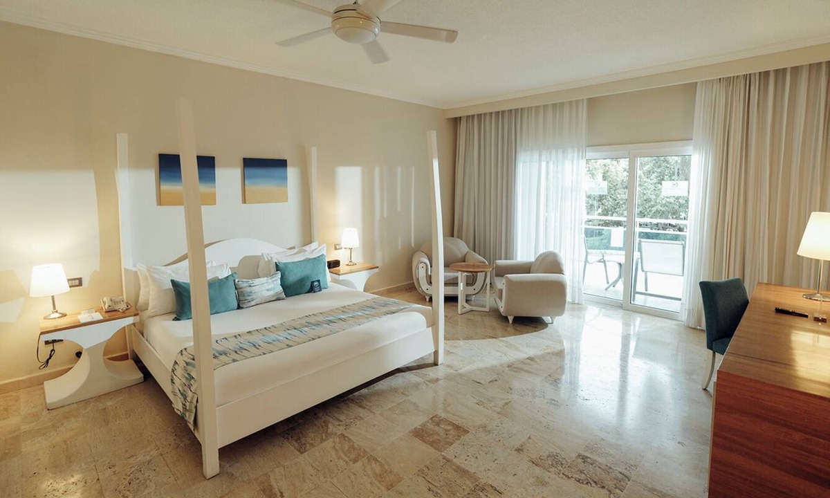 Puerto Plata Hotel | Lifestyle Holidays Vacation Resort - Studio - Presidential Suites
