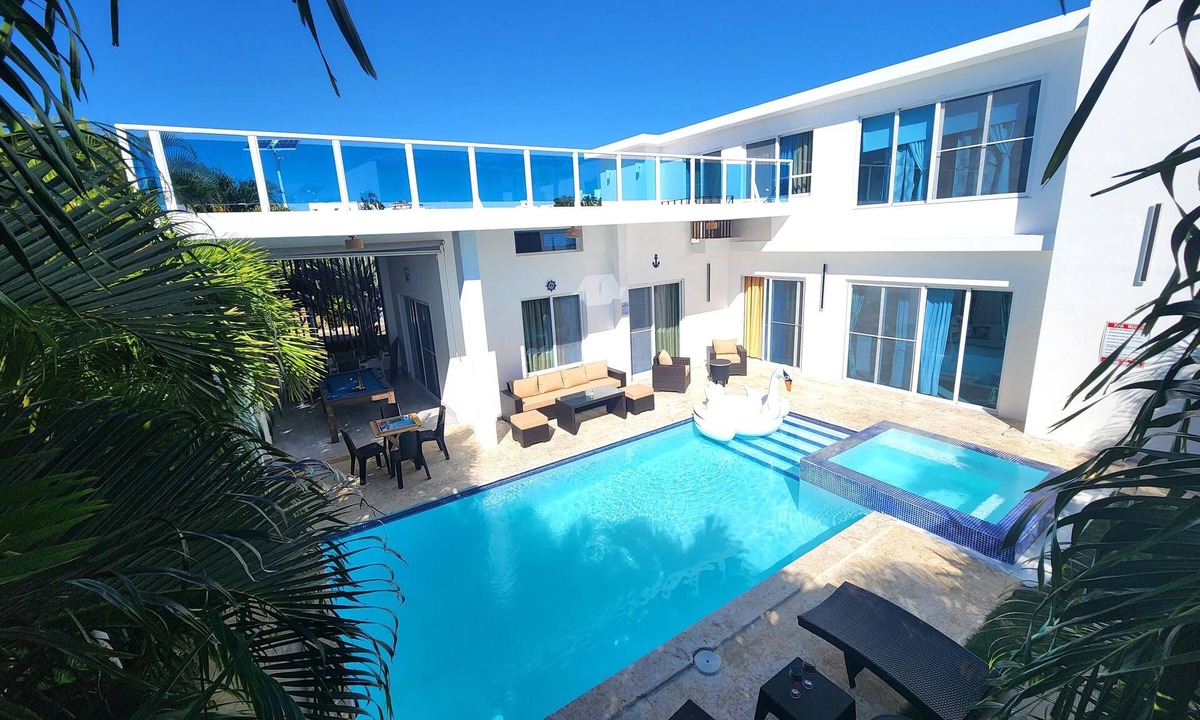 Sosua Villa | Luxurious & Charming 3BR VILLA Palmas Del Mar Pool/Jacuzzi/BBQ in lovely Sosúa