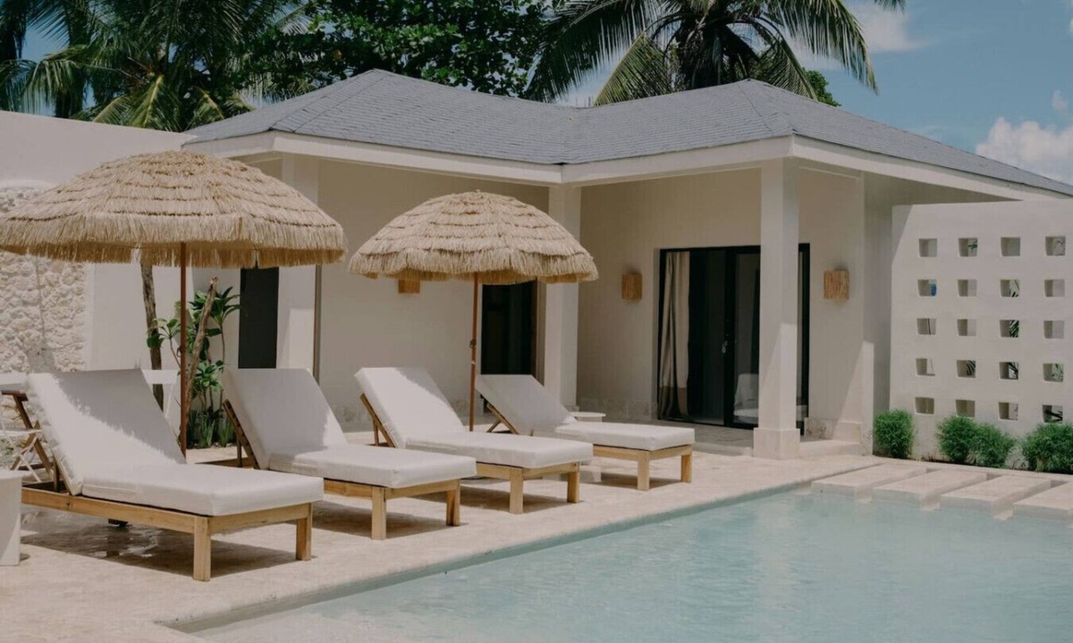 Las Terrenas House | Luxury 5BR Villa Pool, Jacuzzi, Rooftop Near Beach