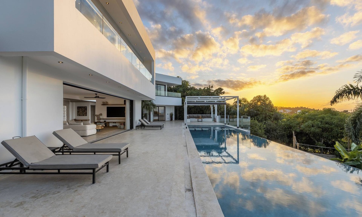 Las Terrenas House | Luxury Ocean-View Villa in Las Terrenas 5 Suites, Pool & Beach Access