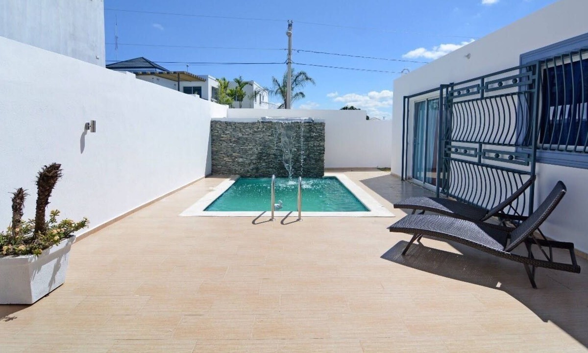 Santiago de los Caballeros Villa | Modern House Pool AC WiFi