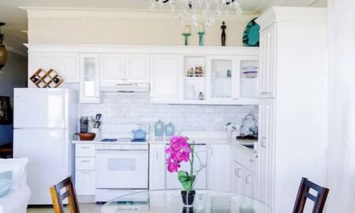 Cabarete Condo | O-1 Gorgeous Beach Condo near shops & nightlife