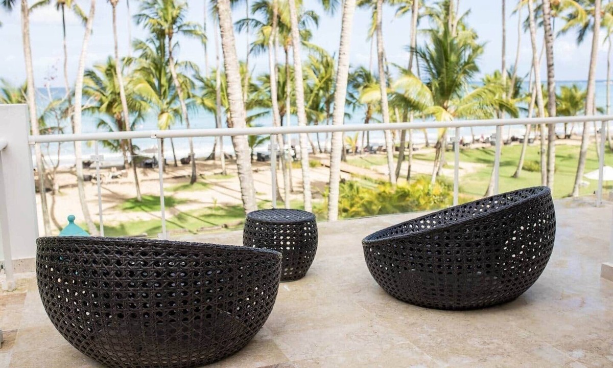 Las Terrenas Apartment | Oceanfront Penthouse: Playa Coson