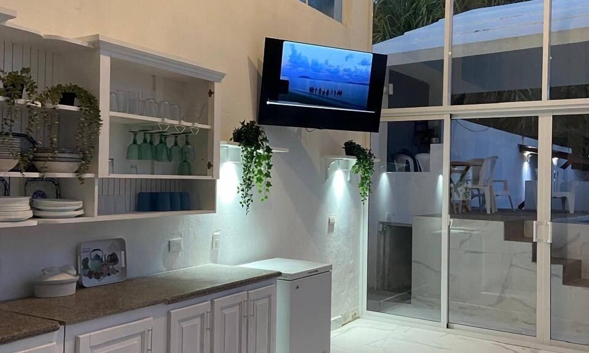 Cabarete Villa | Oceanfront Villa with Private Pool - 7BR - Cabarete, Dominican Republic