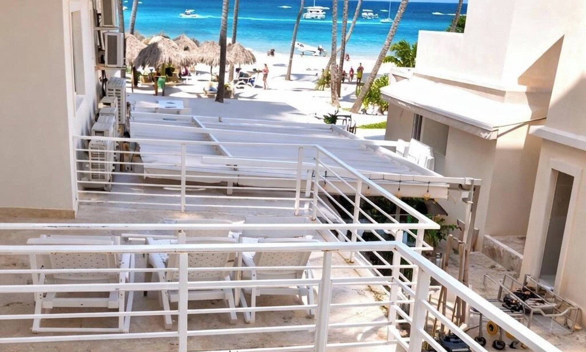 Bavaro Apartment | Oceanview 2BR + Beachfront Balcony + Sea & Sunset