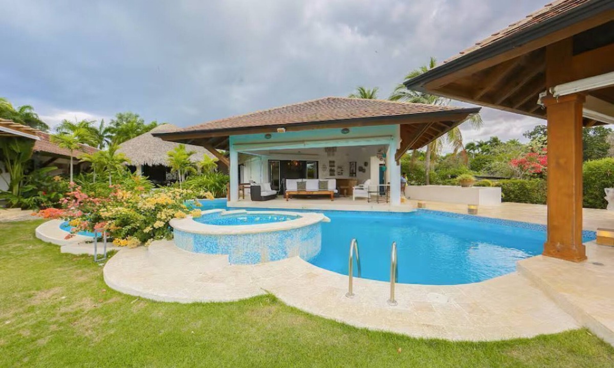 Casa de Campo Villa | Pálmas 31 · Elegancia, confort y ubicación premium