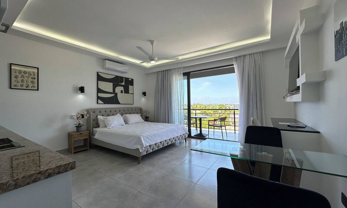 Villas Ana Maria Apartment | Penthouse 1-bed apartment with AC, Strong-WiFi, 24/7 GYM, Pool in vibrant Sosúa