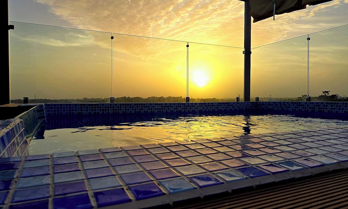 Altos de Arroyo Hondo Apartment | Penthouse/elevator/private/secure/spool/spacious