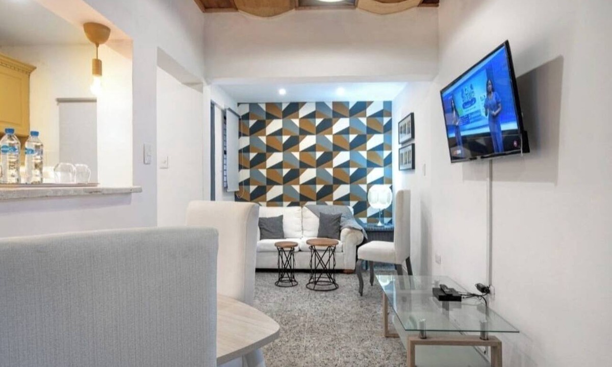 Gascue Hotel | PH 19 Guesthouse Hotel in Gazcue