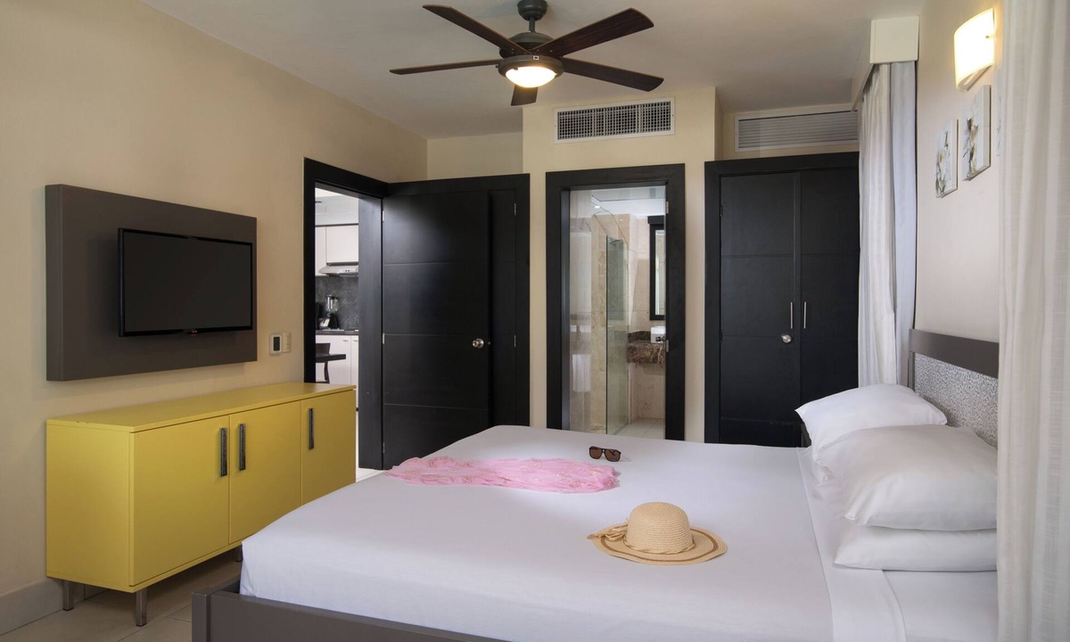 ProCab Hotel | Presidential suite 2 bedrooms and pool view in Lifestyle Cabarete