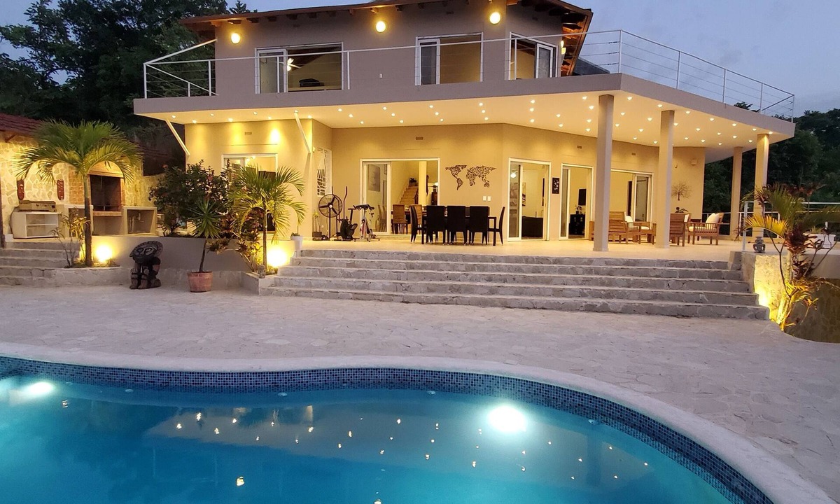 La Iglesia Villa | Private villa, 180° seaview, infinity pool, heated LED Jacuzzi, 5BR King size