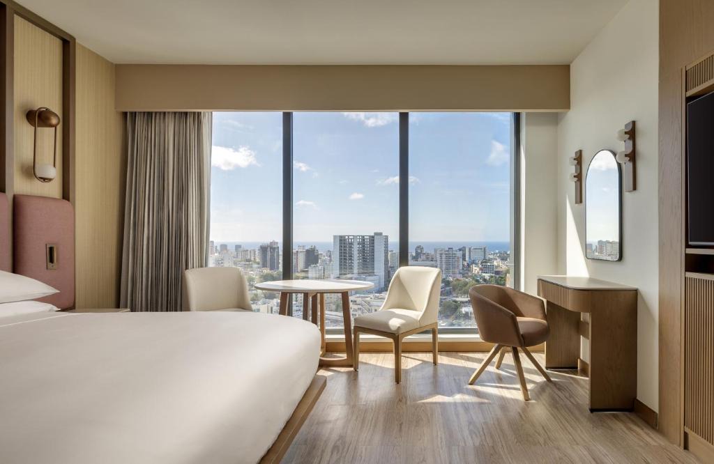 Lope De Vega Hotel | Santo Domingo Marriott Hotel Piantini