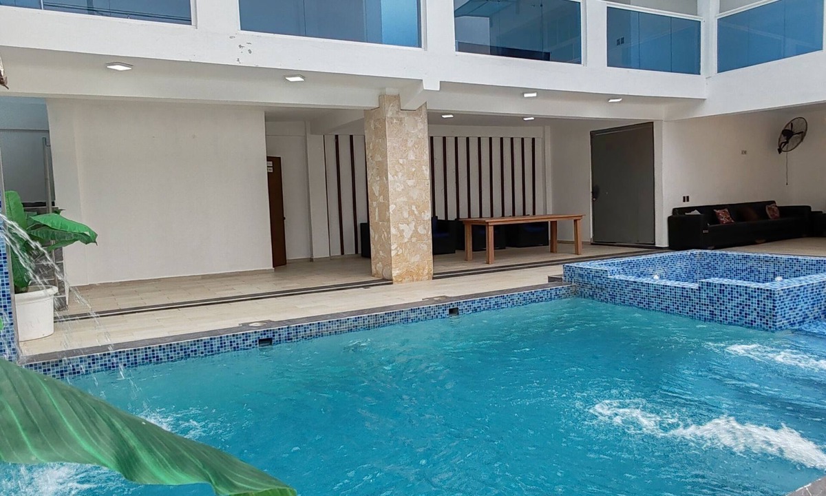 La Caleta Villa | SD 13BR Luxury Villas Near Airport, Boca Chica Beach - Pools, Jacuzzi & Billar