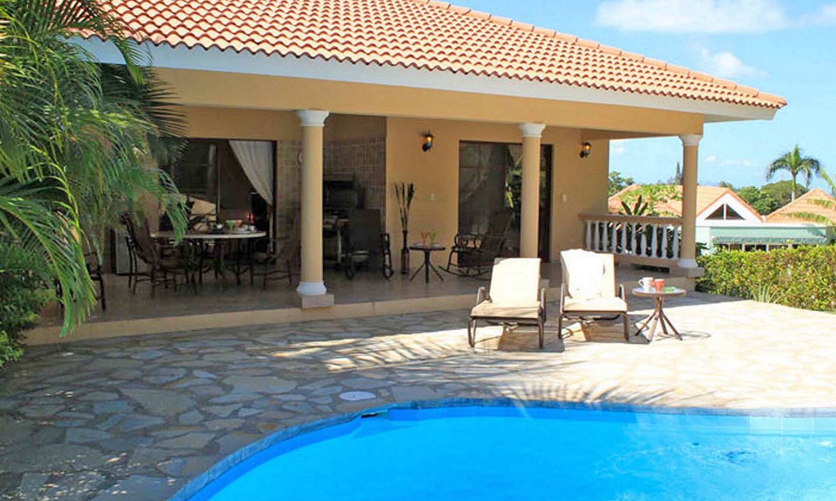 Urbanizacion Tavarez Villa | Spend a weekend in Caribbean residence near the sandy beach