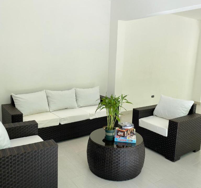 Guayacanes Apartment | The White Rock Hotel B&B