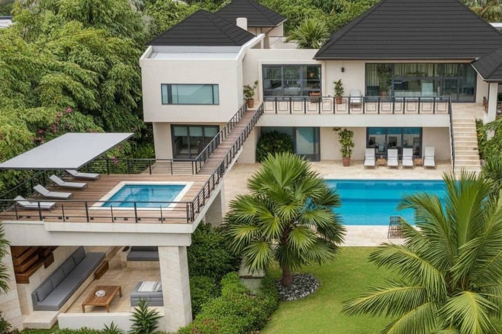 Punta Cana Villa | Villa Espada: Grand 8-Bedroom Estate w/pools, Eden Roc beach club, staff & golf carts