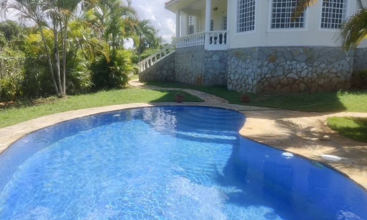 La Mulata Villa | Villa Familia - Your Home Away from Home