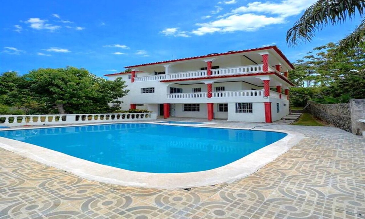 Cabrera House | Villa Guadalupe – 3 Floors, Private Pool & Ocean View