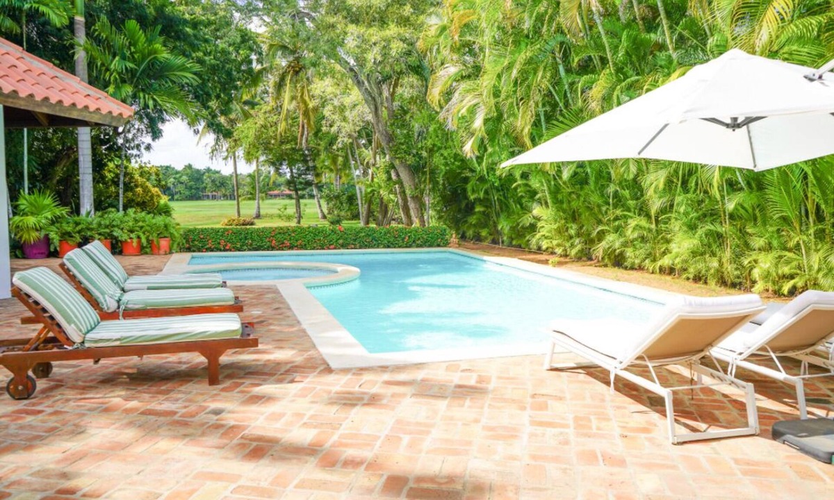 Los Lagos Villa | Villa located 2 Minutes from Minitas Beach located in Casa de Campo w/Golf View