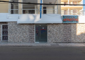 Single Room with Queen Bed Near SDQ Airport Fast Wi-Fi