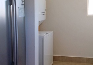 Top-floor 3BD quiet Sosua condo wih large pool, WIFI, BBQ, A/C, Cable TV in Sosúa