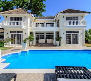 Villa Beach Golf Cart 