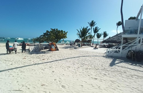 Playa Bibijagua Apartment | blue sky beach playa sun bright house